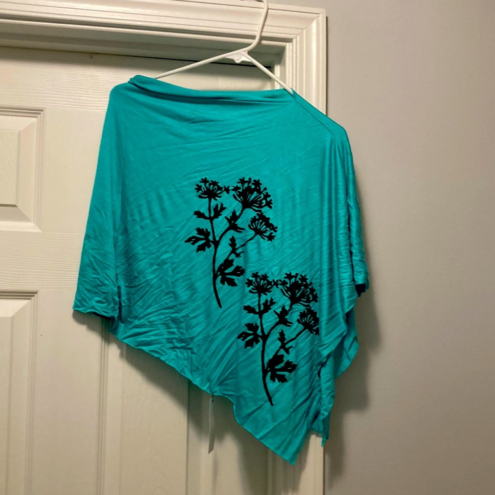 Lightweight printed poncho